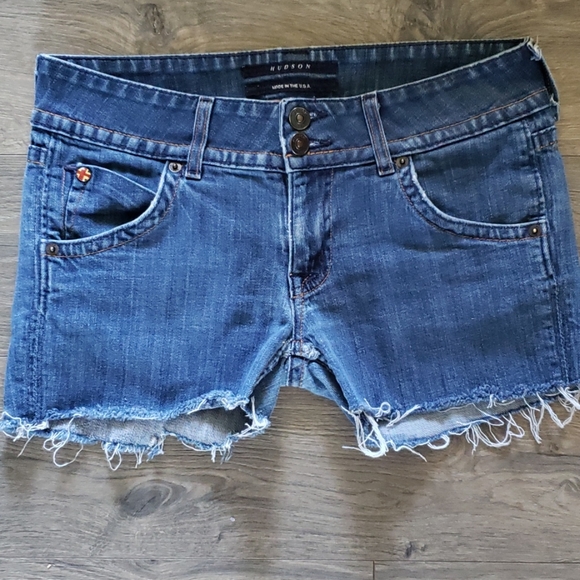 Vintage Hudson Jeans Cut off Shorts - Picture 5 of 12